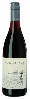 Long Beach Shiraz/Ruby Cabernet - Inspiriert von Lebenslust und Genussfreude Die Weine von Long Beach begeistern mit einer mediterranen Nonchalance, symbolisiert durch die Delphine auf den Etiketten. Ihre lockere, geradlinige Art mac... Long Beach Shiraz/Ruby Cabernet - Inspiriert von Lebenslust und Genussfreude Die Weine von Long Beach begeistern mit einer mediterranen Nonchalance, symbolisiert durch die Delphine auf den Etiketten. Ihre lockere, geradlinige Art mac...