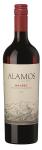 Alamos Malbec Magnumflasche - Die hochgelegenen Weinberge von Mendoza werden von Pappeln, spanisch "Alamos", gesäumt. Sie schützen die Reben vor den rauhen, kühlen Andenwinden und gaben dieser Weinlinie von Catena ihren ... Alamos Malbec Magnumflasche - Die hochgelegenen Weinberge von Mendoza werden von Pappeln, spanisch "Alamos", gesäumt. Sie schützen die Reben vor den rauhen, kühlen Andenwinden und gaben dieser Weinlinie von Catena ihren ...