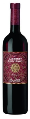 Feudo Arancio Cabernet Sauvignon Sicilia IGT - Dem noch jungen Weingut Feudo Arancio aus dem Westen Siziliens ist es gelungen, binnen weniger Jahre zum vielfach ausgezeichneten Aufsteiger zu avancieren - und dies mit erstaunlich preiswerten Weinen...