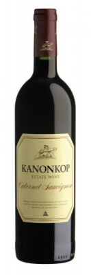 Kanonkop Cabernet Sauvignon - Mit einer Gr��e von 140 Hektar ist es als eines derwenigen Weing�ter noch mit den �ber 50 Jahre alten Bushvine Rebst�cken gesegnet: beste Voraussetzungen f�r die Br�der Jo hann und Paul Kriege, die da...