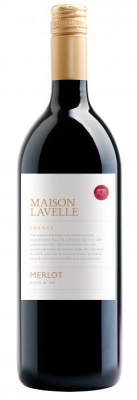 Maison Lavelle Merlot Literflasche - Die erfolgreiche Linie Maison Lavelle wird in f�r die Gastronomie perfekt geeigneten Literflaschen angeboten. Die Weine stammen von der Genossenschaft Foncalieu, einem der leistungsf�higsten Betriebe ...
