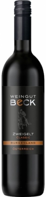 Beck Zweigelt Classic  - Die Familie Beck betreibt seit vielen Generationen Weinbau in Gols. Am Nordostufer des Neusiedler Sees befindet sich das gut sechs Hektar gro�e Weingut. Der Weinbau-Ingenieur und passionierte Springre...