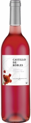 Castillo de Robles Tempranillo Rosado  - Die Castillo de Robles-Weine sind eine Referenz an das Castillo de Quilama, auch bekannt unter dem Namen Castillo de Robles, das im Gro�raum von Valdepe�as angesiedelt ist. Gem�� der Legende wohnten u...