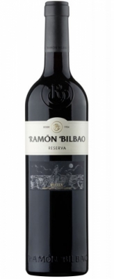 Bodegas Ramon Bilbao Reserva DOCa - Ramón Bilbao Reserva: Diesen Wein nennt Rodolfo Bastida einen „großen Rioja Alta-Wein.“ Er wurde aus 90% Tempranillo mit kleinen Mengen von Mazuelo und Graciano be reitet. Nach sorgfältiger Selektion ... Bodegas Ramon Bilbao Reserva DOCa - Ramón Bilbao Reserva: Diesen Wein nennt Rodolfo Bastida einen „großen Rioja Alta-Wein.“ Er wurde aus 90% Tempranillo mit kleinen Mengen von Mazuelo und Graciano be reitet. Nach sorgfältiger Selektion ...
