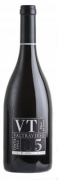 Valtravieso VT Tinta Fina - Ribera del Duero DO - Die Erfolgsgeschichte von Bodegas Valtravieso begann bereits 1985, als im Zentrum des Ribera-del-Duero-Gebietes die ersten Rebst�cke gepflanzt wurden. Das Weingut, au�erhalb von Valladolid, z�hlt heut...