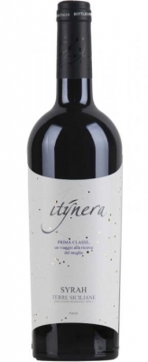 Itynera Syrah Sicilia IGT Barrique - Der Itynera Syrah Sicilia bringt rote Früchte, rauchige Aromen und Vanille im Bukett. Die dichte Struktur am Gaumen, gut eingebundene Holzaromen, reifes Tannin und das lange Finale machen diesen Wein ... Itynera Syrah Sicilia IGT Barrique - Der Itynera Syrah Sicilia bringt rote Früchte, rauchige Aromen und Vanille im Bukett. Die dichte Struktur am Gaumen, gut eingebundene Holzaromen, reifes Tannin und das lange Finale machen diesen Wein ...