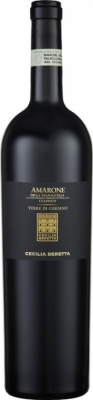 Cecilia Beretta Amarone della Valpolicella Classico DOC Terre di Cariano Magnumflasche - Der Amarone Terre di Cariano ist ein Meisterwerk aromatischer Raffinesse und Eleganz. Sein Bukett ist reich an feinen W�rznoten von Thymian und alpinen Kr�utern, zeigt Aromen frischer, reifer Beerenfr...