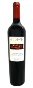 Hope Estate "The Cracker" Cuvee - Das Weingut Hope Estate liegt in der Mitte des Hunter Valley. 1997 wurde der erste Jahrgang des Weinguts von einem kleinen Weinberg produziert, den Michael Hope einige Jahre zuvor erworben hatte - sei...