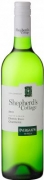 Overgaauw Shepherds Cottage Chenin Blanc / Chardonnay - Overgaauw Wine Estate wurde 1905 von Abraham van Velden gegr�ndet und ist Teil eines Lands, dass bereits seit 1783 im Besitz der Familie ist. 1982 hat Overgaauw als erstes Weingut in S�dafrika Merlot ...