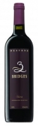 Westend 3 Bridges Shiraz  - Westend Estate wurde 1945 von den italienischen Einwanderern Francesco und Elizabeth Calabria westlich der Stadt Griffith gegr�ndet. Die Eltern des heutigen Besitzers und Winemakers Bill Calabria prod...