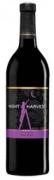 Night Harvest Shiraz  - Das Weingut R.H. Phillips liegt im �stlich an das Napa Valley angrenzenden Yolo County. Ber�hmt wurde R. H. Phillips mit seinem "Night Harvest": Um die Trauben m�glichst unversehrt einzubrin...
